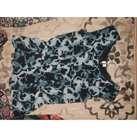 Lot # 111 Bundle of 9 tops-Blouses Small to Medium - Picture 5 of 11